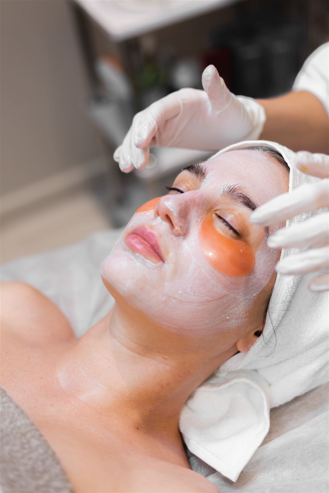 Basic Cosmetology Course at Wibes Beauty Academy Ahmedabad